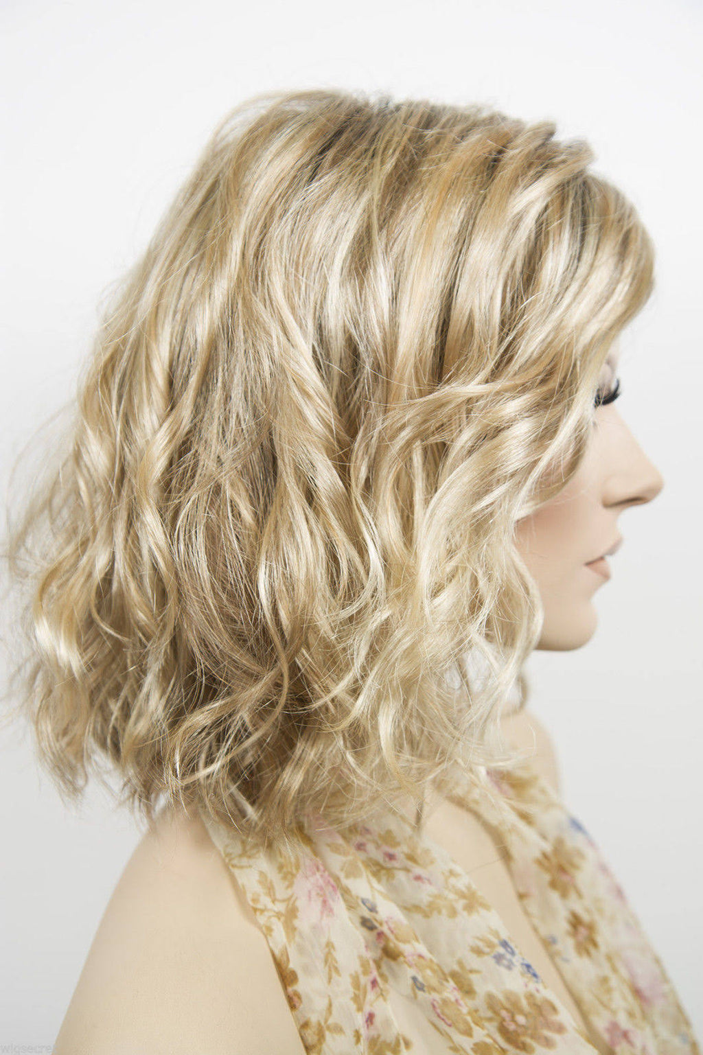 Medium Lace Front Wavy Blonde Brunette Red Grey Wigs - Light Gold Brown Medium Gold B U3836