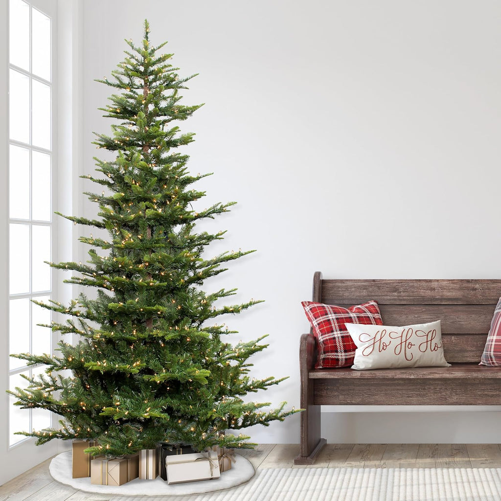 7.5 Foot Pre-Lit Artificial Christmas Tree with 700 Clear Lights U94039