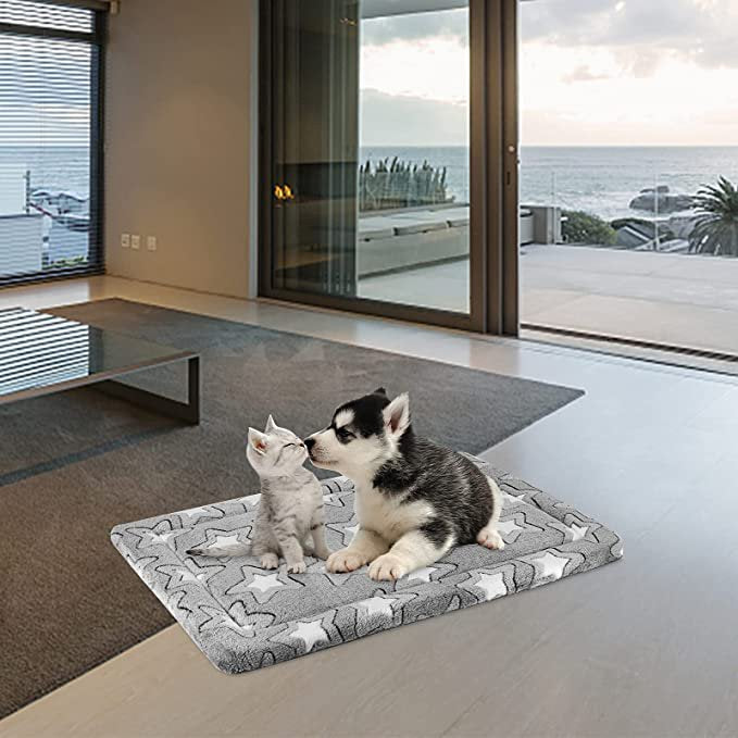 Reversible Machine Washable Grey Dog Crate Pad B56236