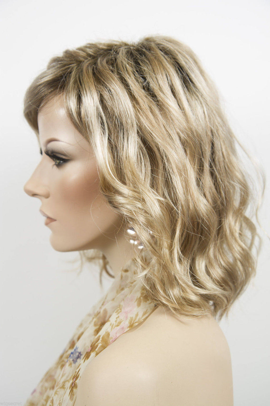 Medium Lace Front Wavy Blonde Brunette Red Grey Wigs - Light Gold Brown Medium Gold B U3836