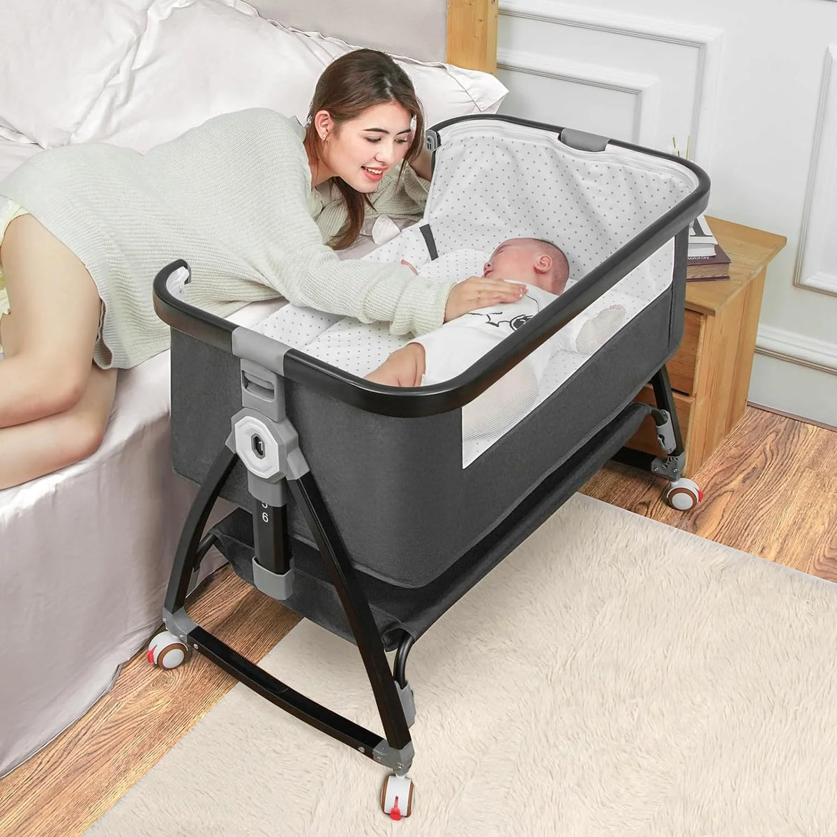 Baby Bassinet Bedside Sleeper with Adjustable Height and Wheels H4709
