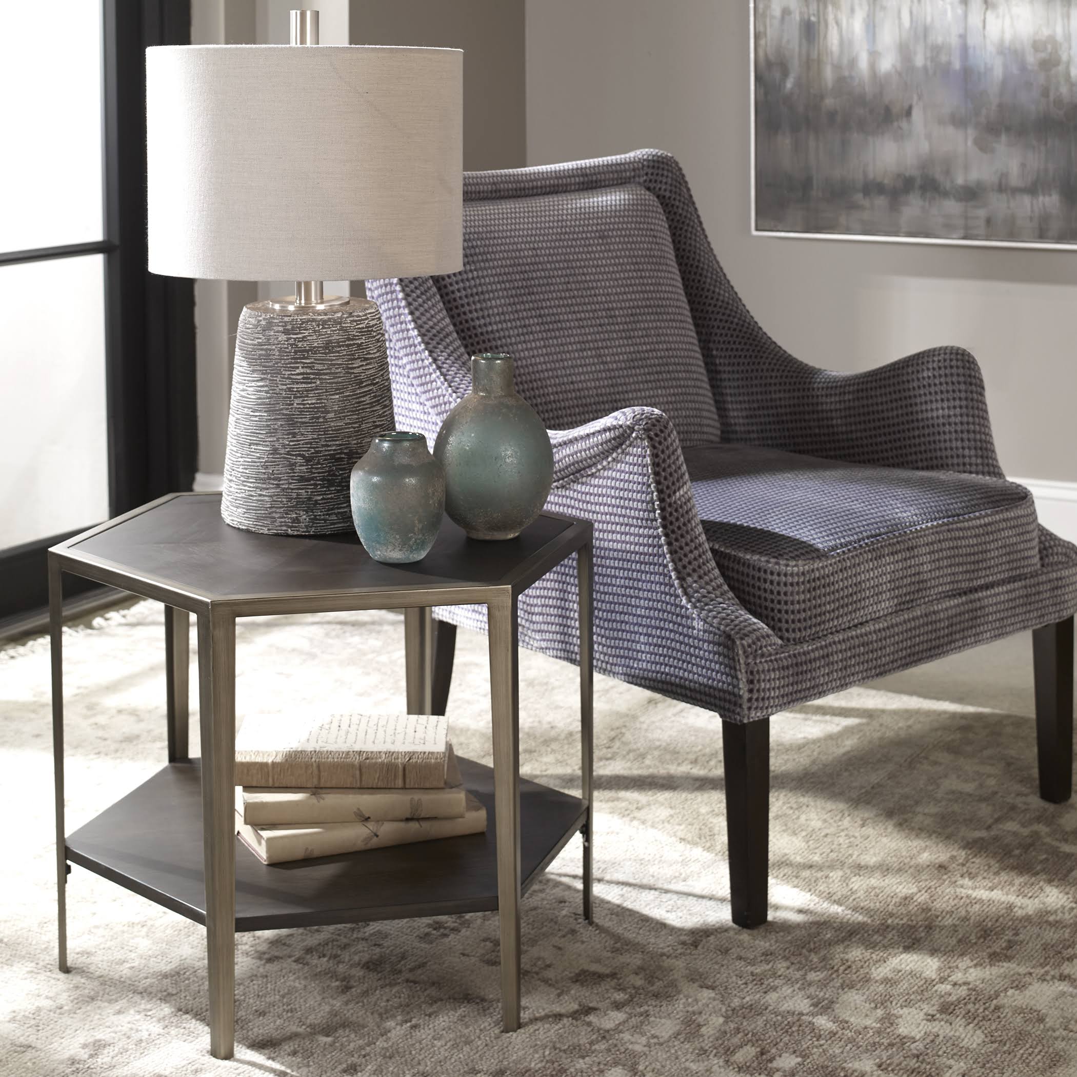 Geometric Accent Table Y6176