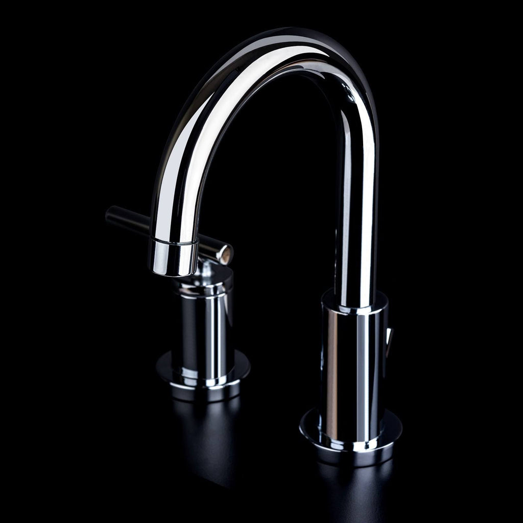 Polished Chrome Widespread Bathroom Faucet Q656