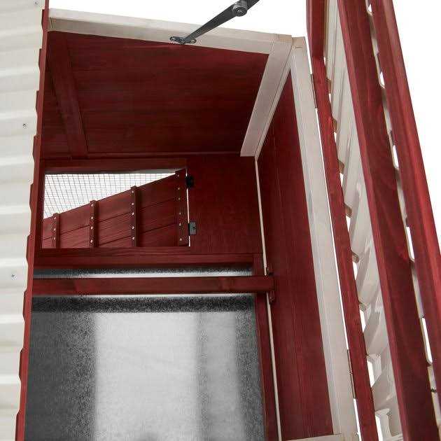Wooden Outdoor Chicken Coop L35326