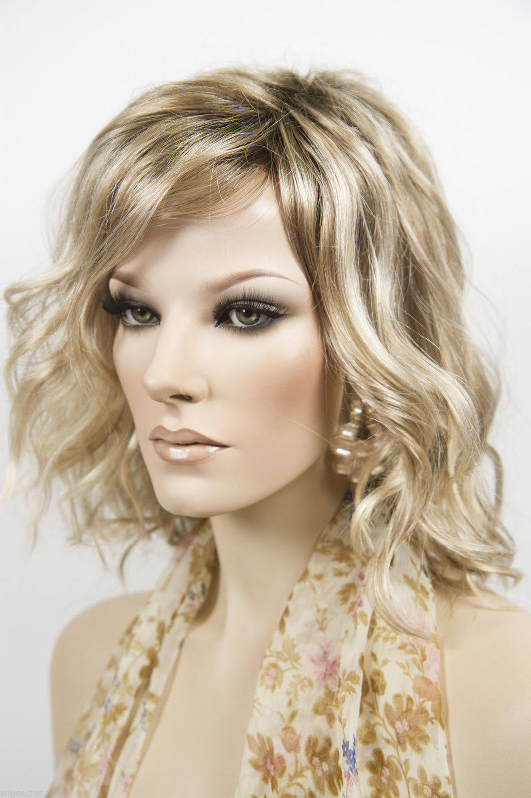 Medium Lace Front Wavy Blonde Brunette Red Grey Wigs - Light Gold Brown Medium Gold B U3836