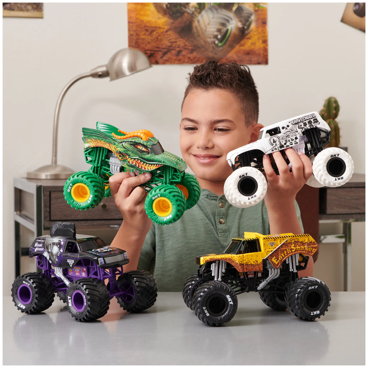 1:24 Scale Die-Cast Monster Truck G6167