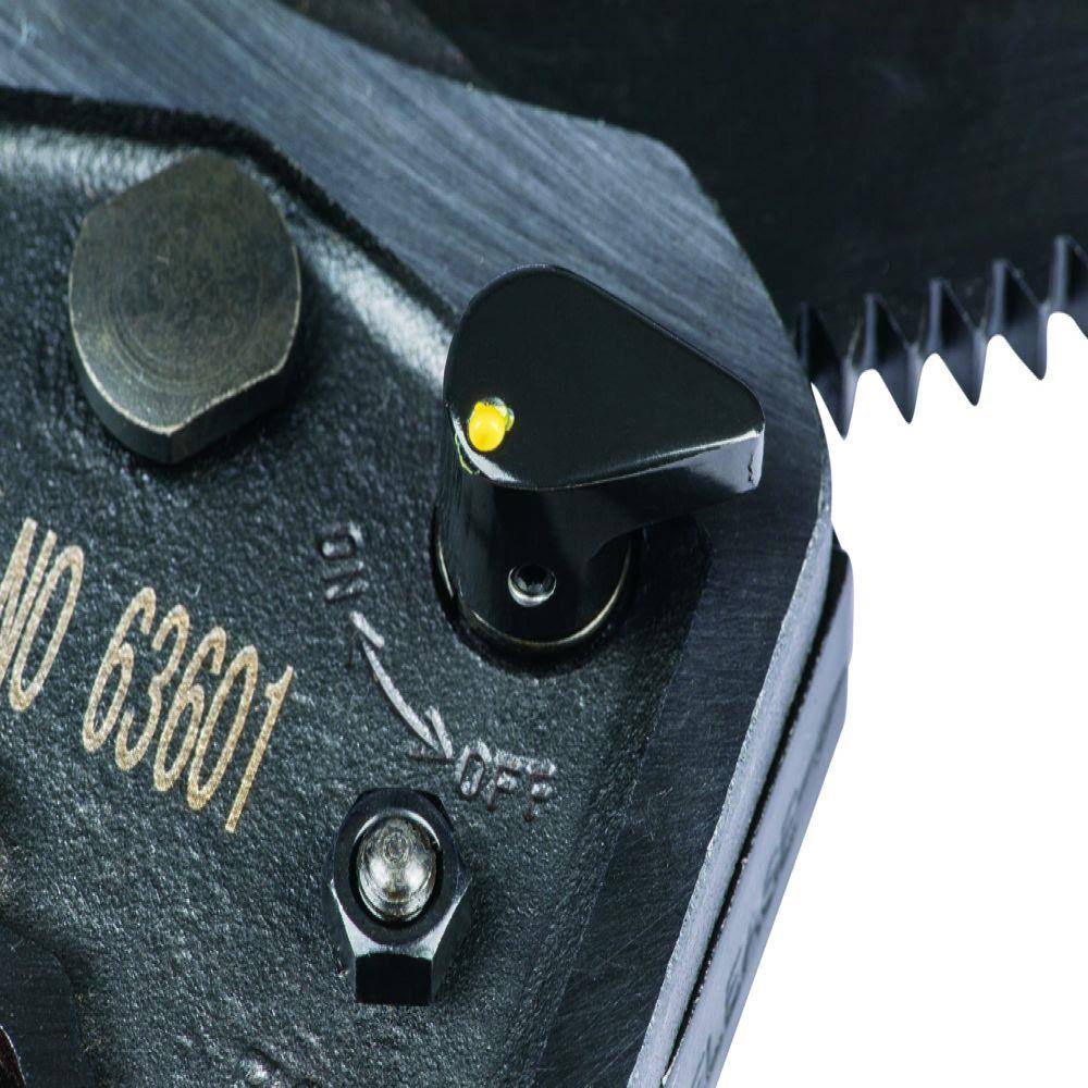 Compact Ratcheting Cable Cutter B61616