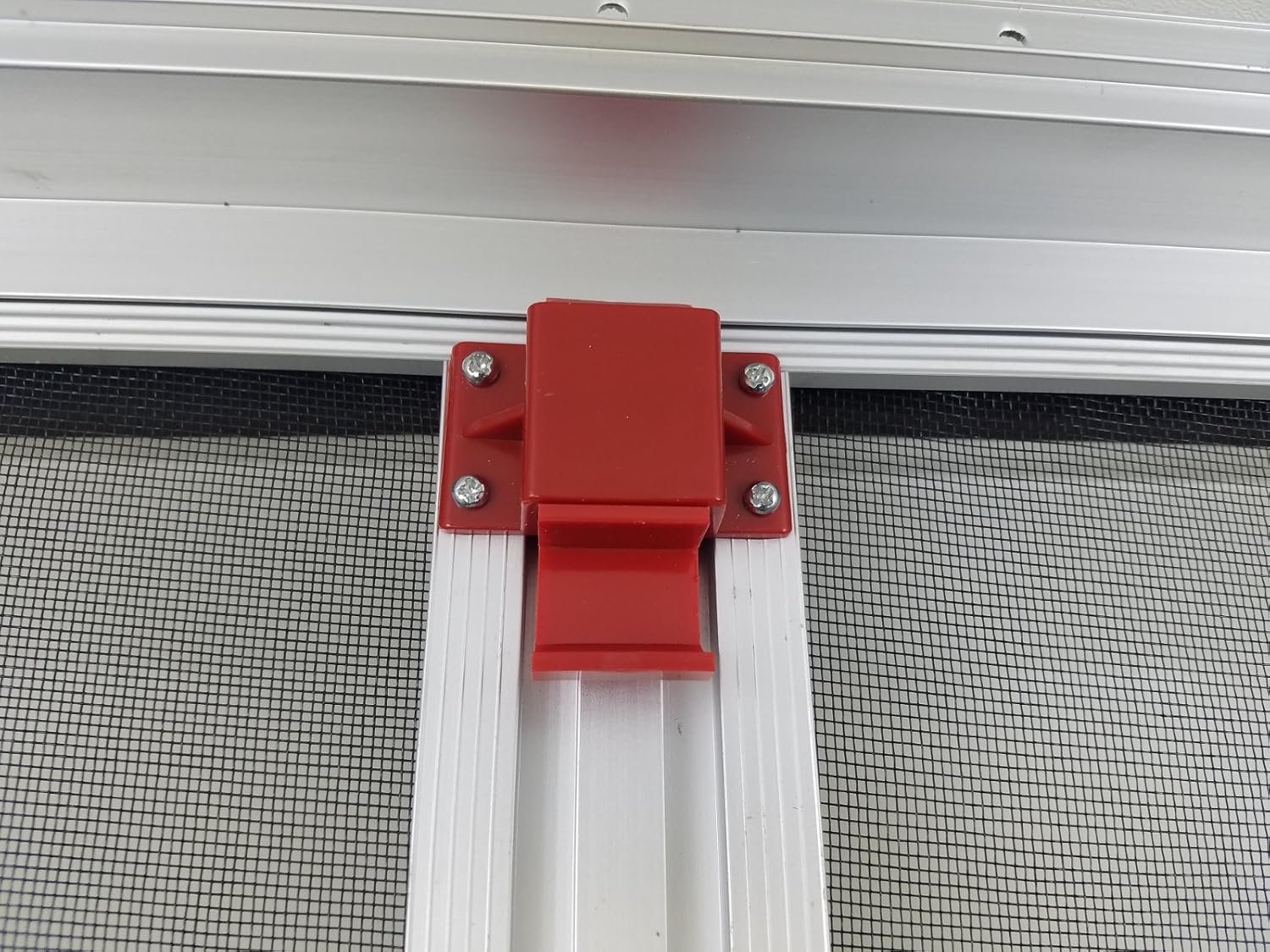 19 1/4 x 26 1/4 RV Roof Escape Hatch Cut-Out R2693