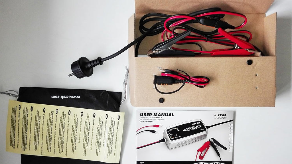 Heavy duty automatic battery charger H68359