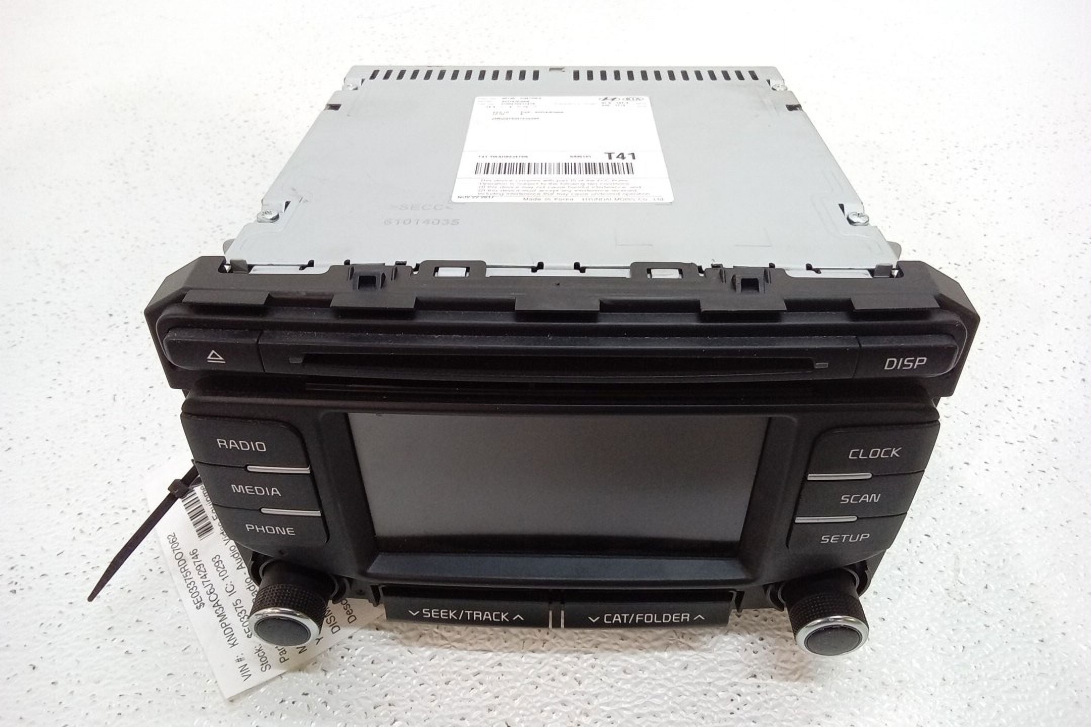 Pre-Owned 2018 Kia Sportage Radio Receiver with 5.0 Screen T548