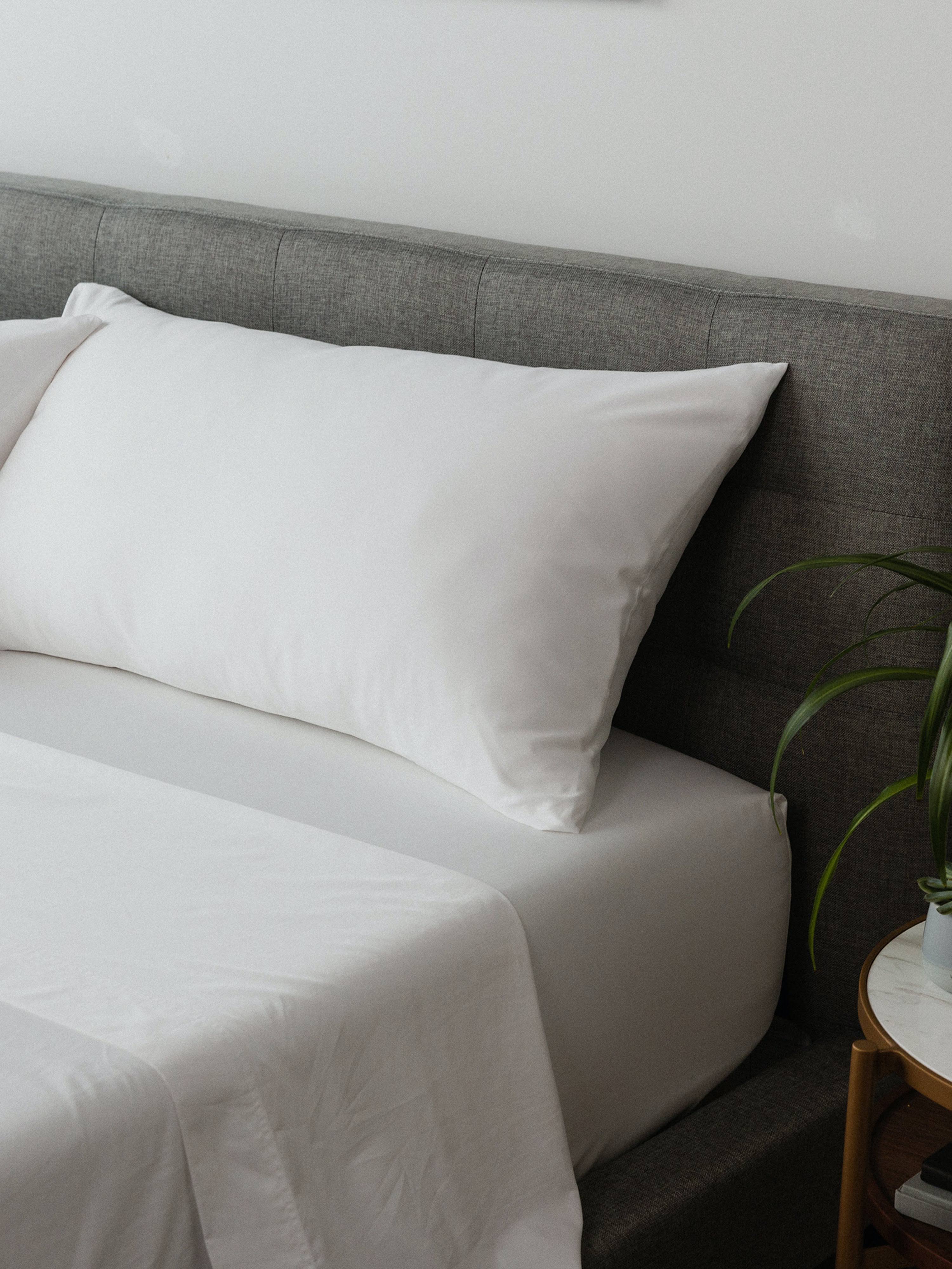 White Cal King Sheet Set K1262