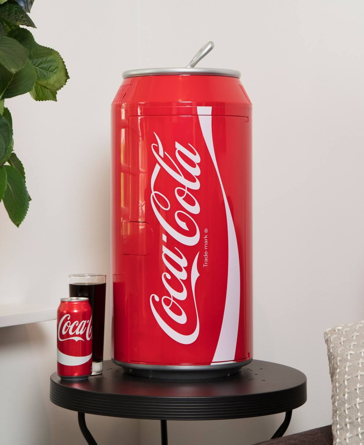 12 Can Red Can Cooler N5777