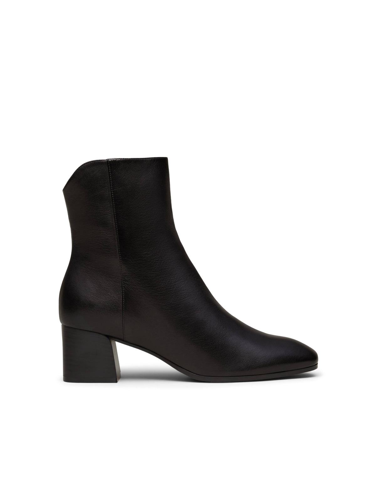 Black Leather Wrapped Heel Shoes E942055