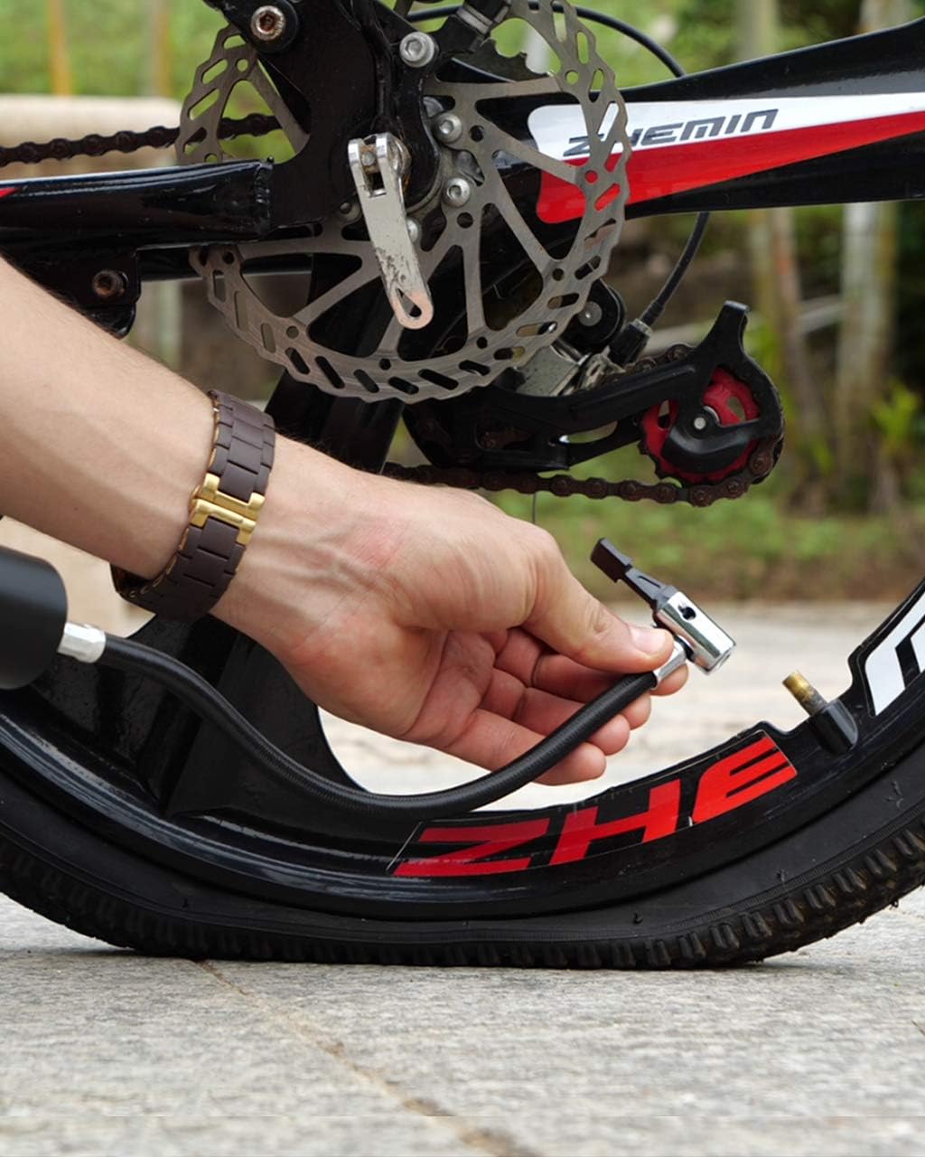Portable Air Compressor Tire Inflator with 2000mAh Battery S746022