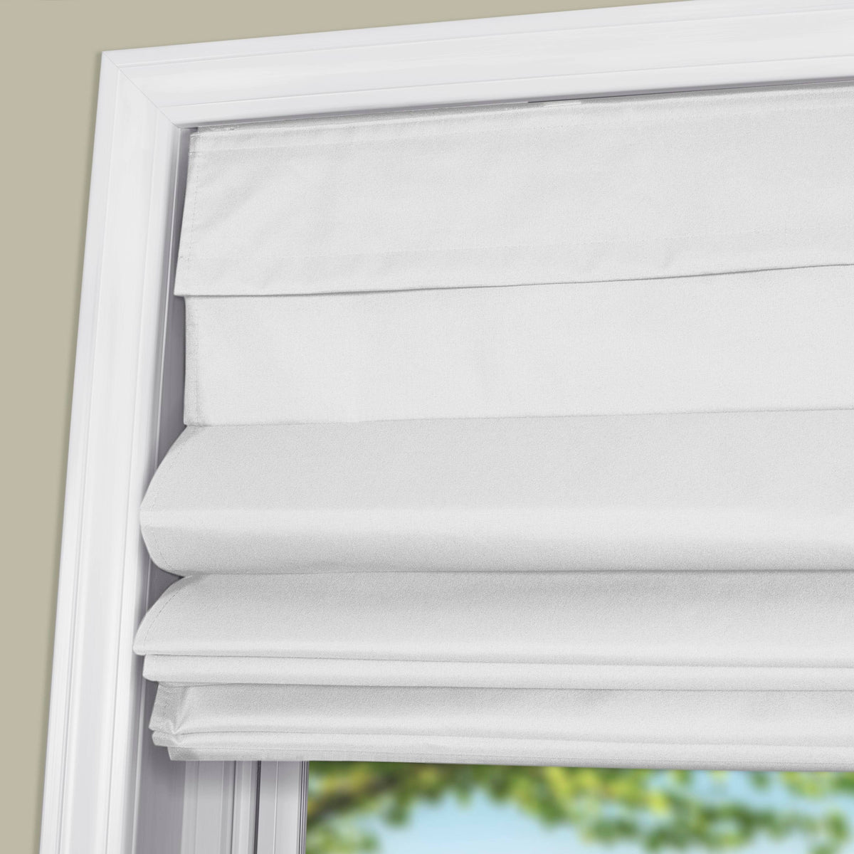 White Cordless Fabric Roman Shades T586000