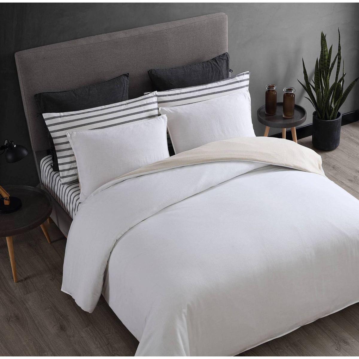 Washed Cotton Reversible Duvet Cover Set F158930